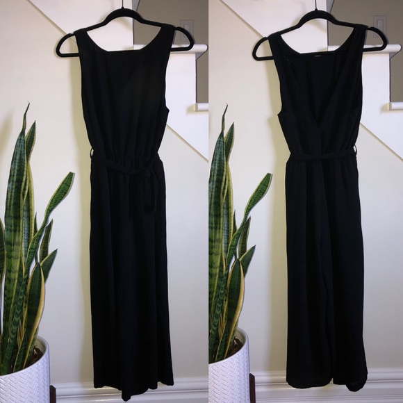 Missy Empire Sammy Black Tie Waist Jumpsuit - Picture 3 of 4